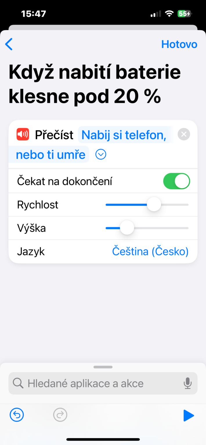 Jak na iPhonu nastavit aby vás Siri upozornila na nízkou úroveň