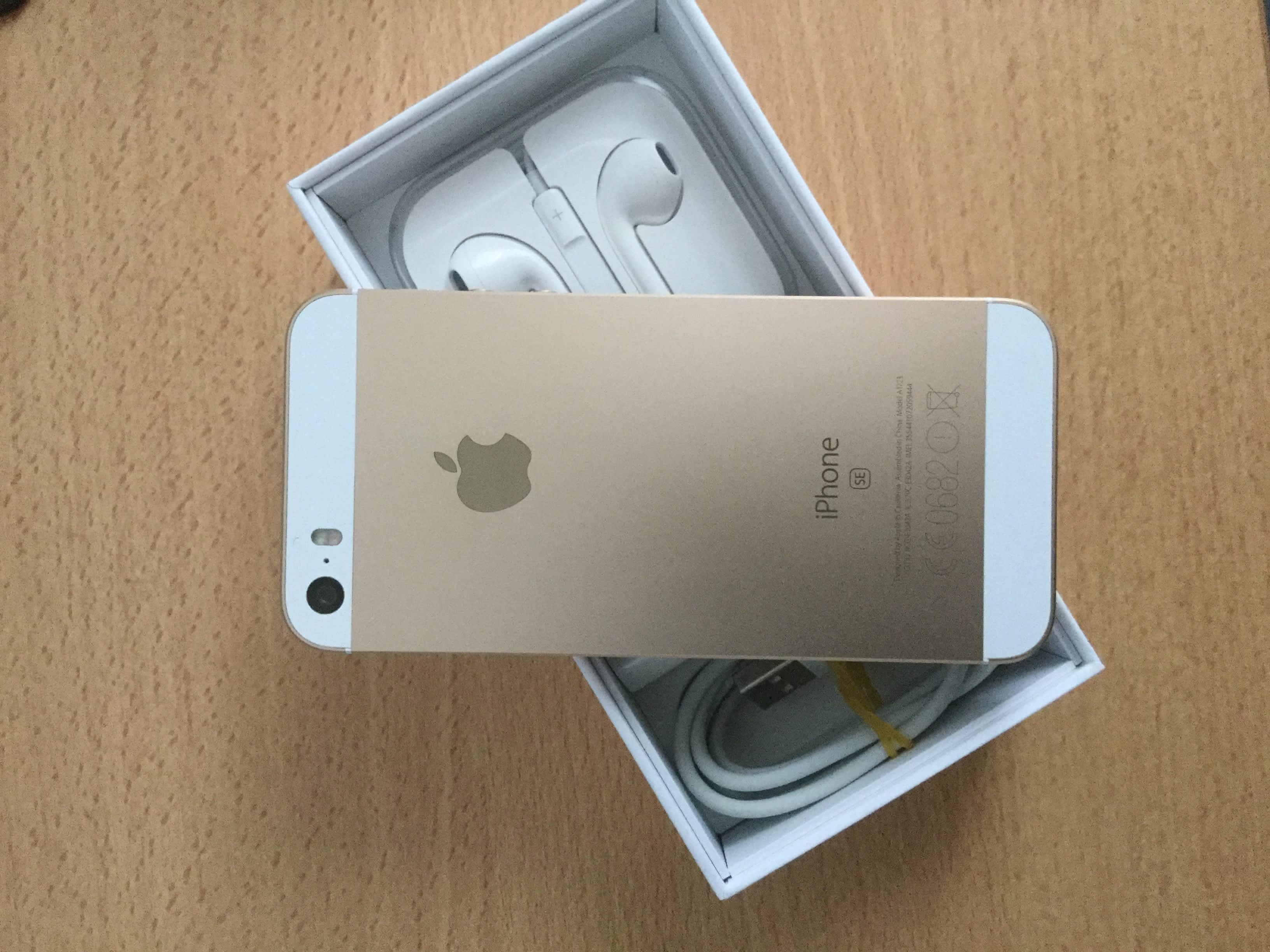 iPhone SE 16GB Gold Docomo の+radiokameleon.ba