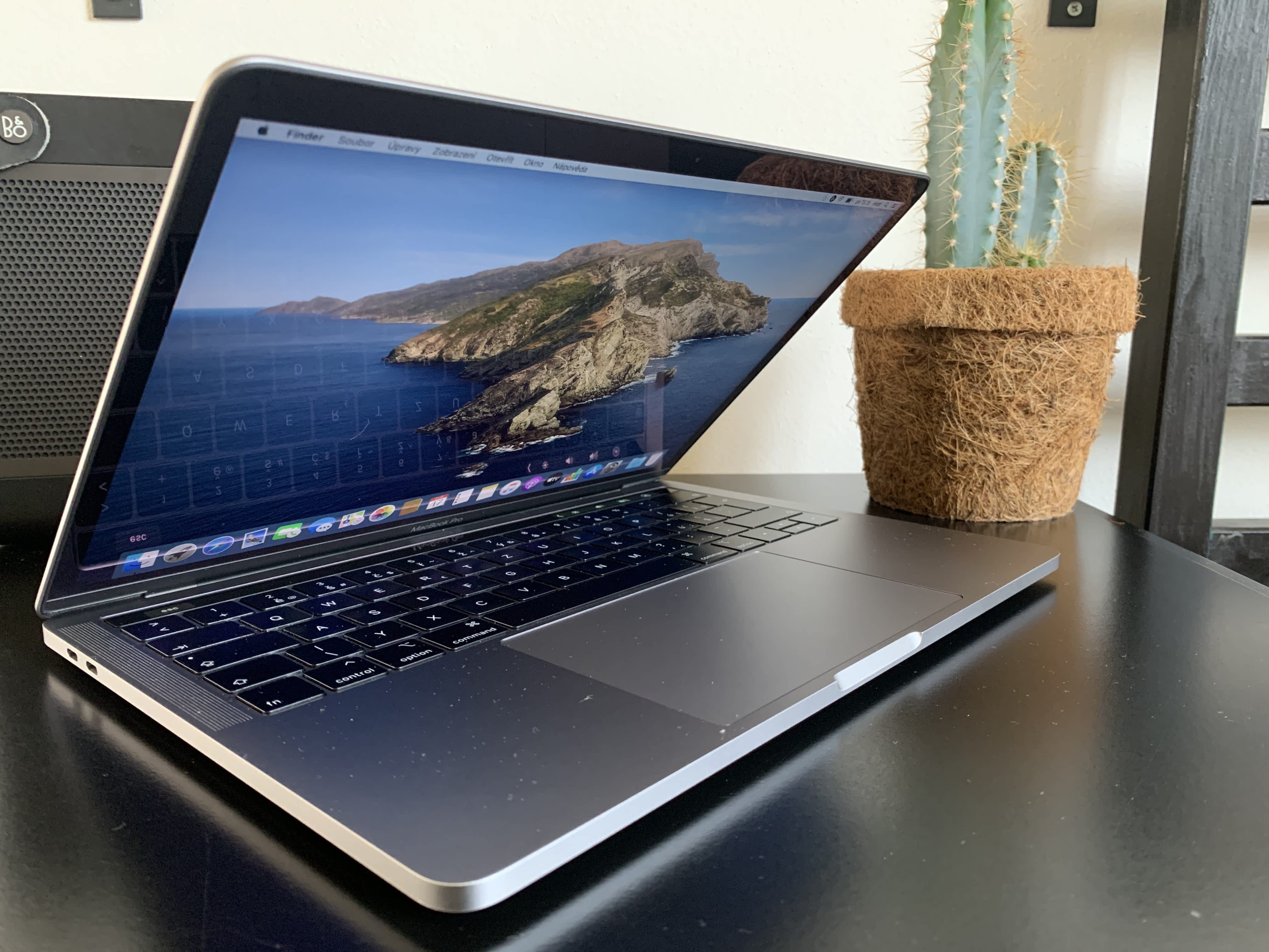new apple macbook pro 2018