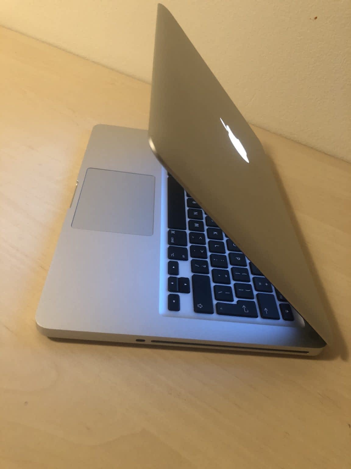 apple macbook pro 2011 serial number